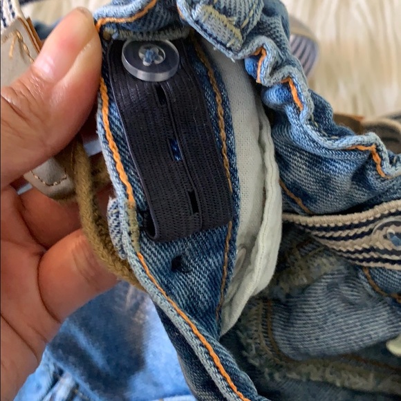 Shorts - Picture 4 of 6